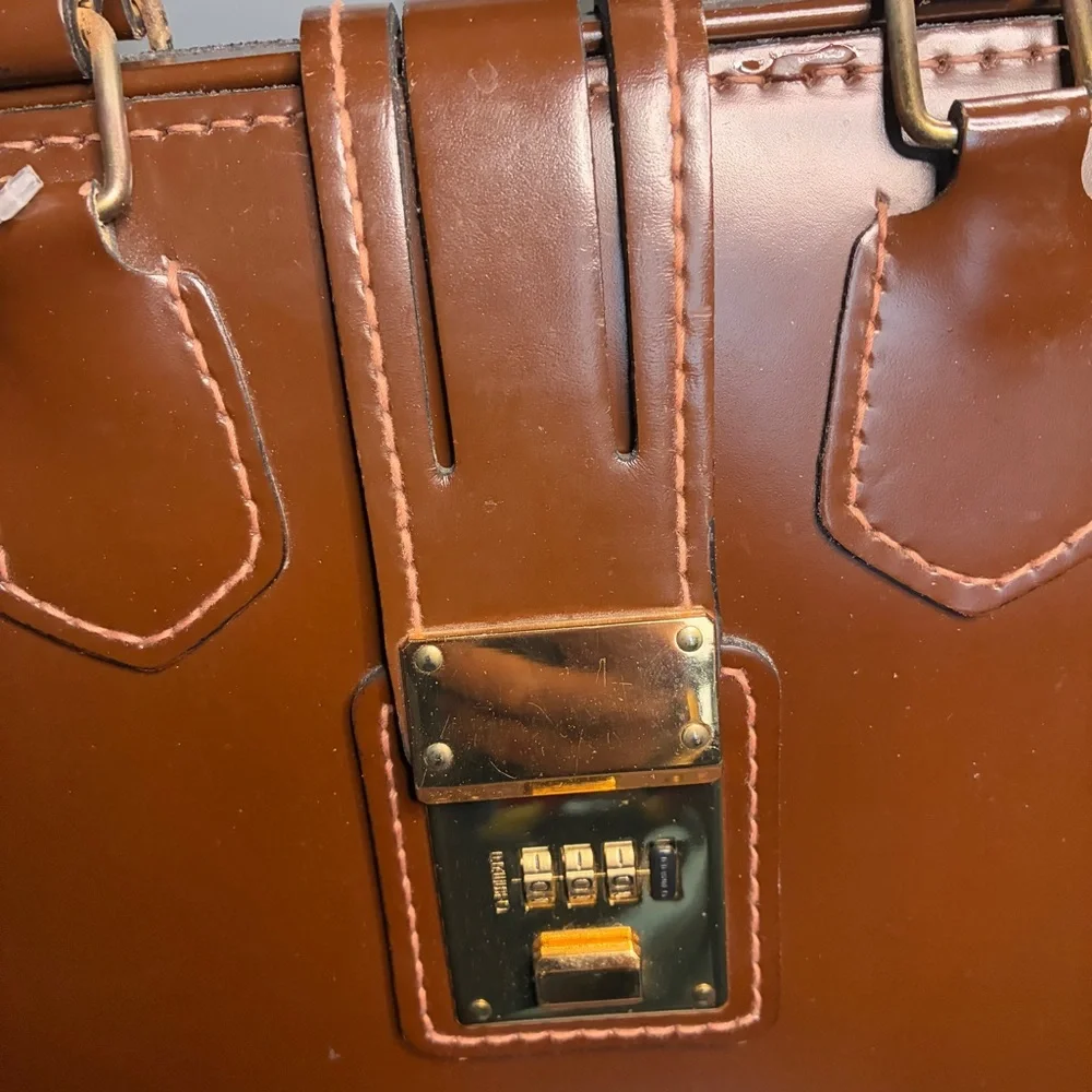 Korchmar Churchill Classic Top Frame Leather Lawyer Briefcase 18